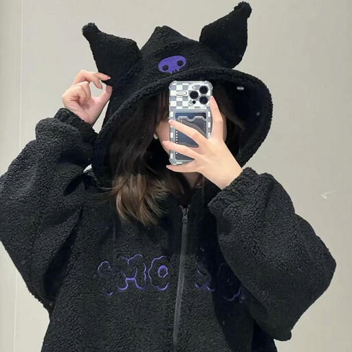 クロミーjk制服刺繍黒の帽子付きガーディアンは羊の小毛秋冬少女の厚いコートの女性を真似ている クロミーjk制服刺繍黒の帽子付きガーディアンは羊の小毛秋冬少女の厚いコートの女性を真似ている
