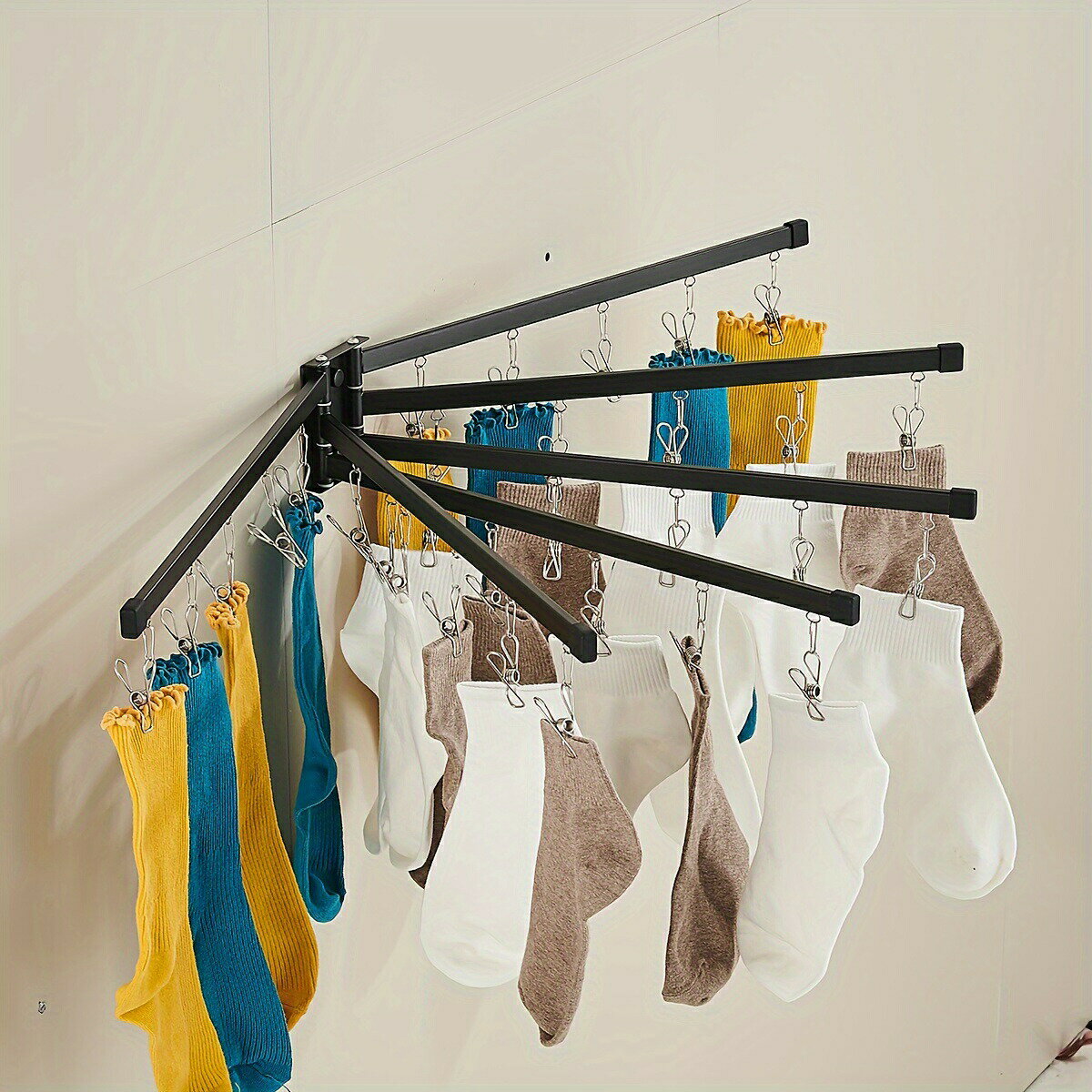 30個のクリップと6つの回転式ブーム付きの折りたたみ式洋服乾燥ラック、ステンレス製の洋服乾燥ラック..