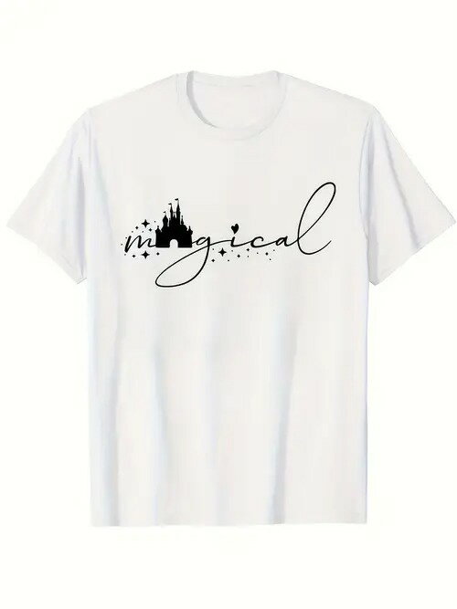 200gのコットン製Tシャツで、フロントには黒い城のシルエットがプリントされ、城の上と右には星があしらわれ、その横には黒い手書き風のフォントでドリーミーな雰囲気のテキストが記されている。