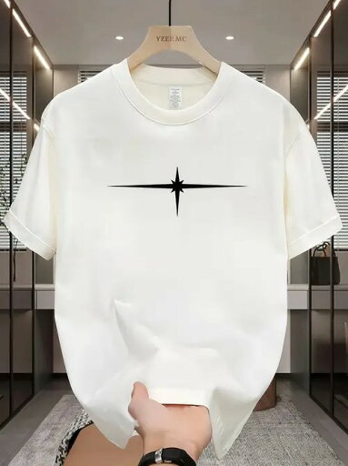 200g ホワイトのラウンドネック半袖Tシャツ。フロントにブラックのクロスヘアプリントが施され、シンプルながら個性的なルックス。デイリーカジュアルなシーンに適した汎用性の高いスタイルです。コットン素材なので、着心地がよく、通気性も抜群です。 200g ホワイトのラウンドネック半袖Tシャツ。フロントにブラックのクロスヘアプリントが施され、シンプルながら個性的なルックス。デイリーカジュアルなシーンに適した汎用性の高いスタイルです。コットン素材なので、着心地がよく、通気性も抜群です。