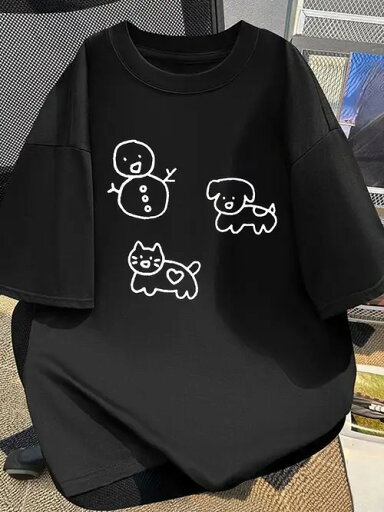 200gの黒い半袖Tシャツに、雪だるま、子犬、子猫などの白いスケッチ柄。コットン素材で、着心地がよく、通気性があり、毛玉になりにくい。 200gの黒い半袖Tシャツに、雪だるま、子犬、子猫などの白いスケッチ柄。コットン素材で、着心地がよく、通気性があり、毛玉になりにくい。