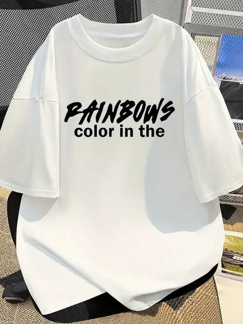 200gのホワイトTシャツにブラックのプリントを施し、シンプルでトレンディなスタイルに仕上げた。ルーズフィット、ドロップショルダースタイルで、体型を選ばず、太っても痩せても大丈夫。