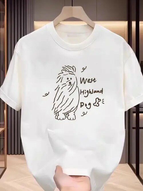200gスタイルで韓国系が可愛いです。それは純綿の材質かもしれなくて、着心地は快適で通気性があって、丸首のゆったりした版型は多種の体の形に適して、学院の風の百は上着を合わせるので、夏に着ることに適します