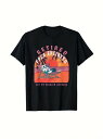 コットン200gのこのTシャツは、夕日、ヤシの木、海を背景にした黒のTシャツに、ビーチチェアでくつろぐ猫が描かれ、上のテキストはリタイア後のくつろぎと安らぎを感じさせます。このTシャツはリタイアした人や、リラックスした生活態度を求める人に適しています!
