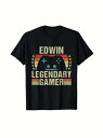 コットン200gのこのTシャツは、ブラックのTシャツにホワイトのゲームパッドグラフィックを配し、カラフルなストライプの背景にレタリングを組み合わせることで、ゲーム愛好家ならではの雰囲気を醸し出している。