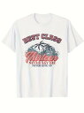 フロントにテキストとグラフィックが入った200gのコットンTシャツ。 上部には赤の大文字、中央には大きめの赤の花文字、下部には小さな黒の文字、背景には2本のヤシの木と海の波のデザイン。