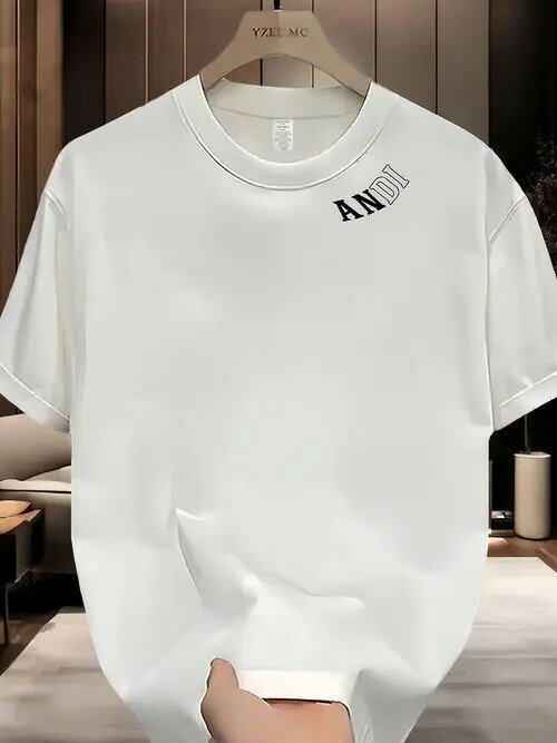 200g白半袖Tシャツ、左上に黒文字、シンプルでファッショナブルなスタイル。コットン素材は着心地がよく、通気性に優れている。