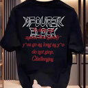 200gと赤色の英文からは、たゆまず挑戦し続ける姿勢が伝わってきます。生地は快適で通気性がある、ゆったりバージョンです。カーゴパンツやマーチンブーツを合わせて、クールなストリートトレンドスタイルを簡単に作ります