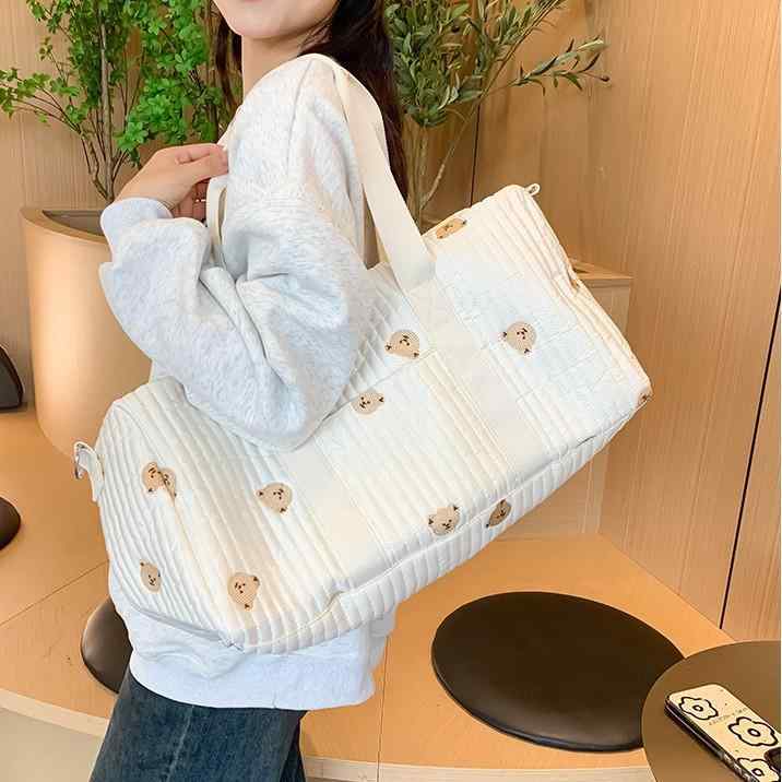 ママバッグ 旅行用 大容量 手提げ トートバッグ 軽量 収納 刺繍 シングルショルダー 斜めがけ 家用 コットン ストリートファッション 動物柄 ステッチ ポリエステル ライニング 通気性 超軽量 収納可能 曲線肩ストラップ 春季 かわいい 普段使い