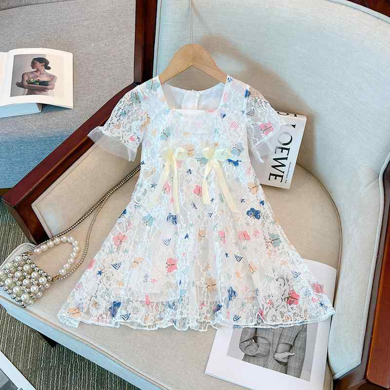 ・スタイル: プリンセス風・主な素材: 綿80%・カテゴリ: ワンピース・安全基準: B類・性別: 女の子・対象年齢: 中小童（3〜8歳、身長100〜140cm）・柄: 動物・生地加工: 柔軟処理・袖丈: 半袖・スカートのデザイン: Aライン・裏地素材: 綿80%・デザイン要素: プリンセス・カラー展開: ホワイト・サイズ展開: 90cm、100cm、110cm、120cm、130cm、140cm