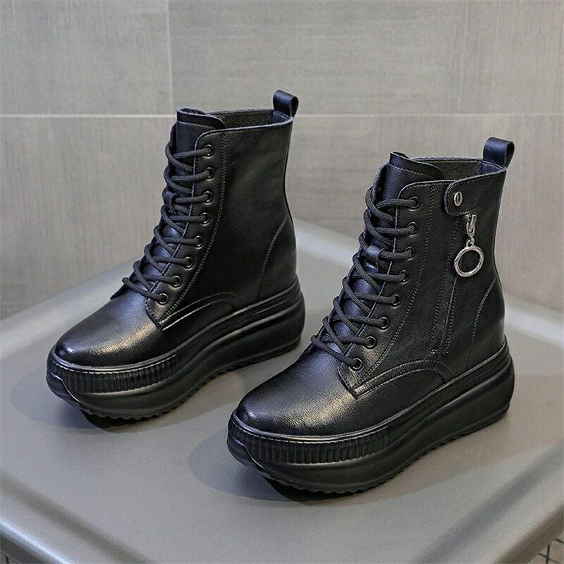 厚底 ブーツ レディース ワークブーツ 冬 ストリートコーデ 秋冬 ワーク 5cm ショートブーツ 歩きやすい きれいめ 細身 美脚 おしゃれ