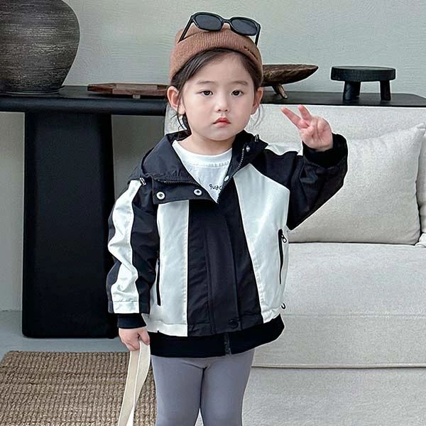 「スーパーSALE半額」ジャケット キッズ 春秋 ベビー服 女の子 パーカー トップス 上着 おしゃれ 可愛い 子ども服 スプリングコート 140 130 120 110 100 90cm 入学 入園 幼稚園 小学生 誕生日 プレゼント キッズコート 子供コート フード付き 子供服 アウター