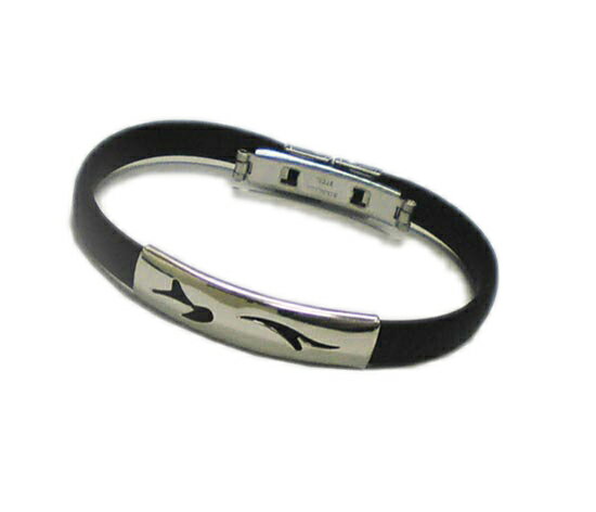 在庫限り！クール ステンレス ラバー ブレスレット 【 ハートでファイアー 】 / かっこいい 長さ調整 ブラック 黒 【ゆうパケット対応】