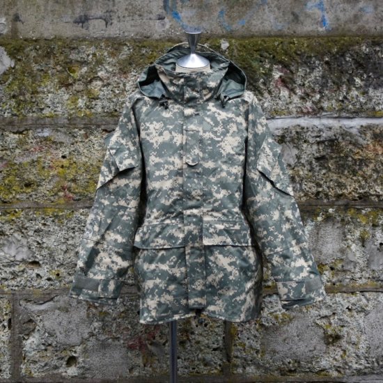 デッドストック (dead stock) U.S. ARMY GEN? ACU ECWCS GORE TEX PARKA / アメリカ軍 デジカモ ミリタリー - エンシニータス