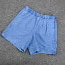 バーラップ アウトフィッター(BURLAP OUTFITTER)TRACK SHORT PANTS PIGMENT DYE/ ピグメント加工 水陸両用 ショートパンツ NAVY メンズ レディース - エンシニータス ・TRACK SHORT PANTS PIGMENT DYE 撥水性、速乾性、UVカットと三拍子揃った”SUPPLEX NYLON”を使用したトラックショーツ。 ピグメント加工バージョンの登場です!!! バーラップの代表作の1つ"TRACK SHORT" 今回はPIGMENT DYEで加工した、どこか懐かしく、当時GRAMICCIから発売されていた "Quick dry"を思い出させる雰囲気の仕上がりとなっております!! ウェストの下には左右にハンドポケット、バックのヒップの部分に 2つポケットが配備されています。 ウェストにはドローコードが用いられ、フィッティング調節も簡単に行えます。 裾が広いデザインですので夏でも涼しく穿けるデザイン。 スポーツにも最適です。 また、パッカブル仕様になり、持ち運びに便利で旅行やキャンプなどに 大活躍のショーツになります。 【ATTENTION】 ナイロン製品を顔料染め加工しているので生地に縦の筋のような模様が入ります。 色落ちするおそれもございますので、着用する際、洗濯の際は他の物と別けて洗ってください。 顔料染めならではの豊かな風合いをお楽しみください。 詳細はBURLAP OUTFITTERブログで 身長：177cm 体重：65kg 着用サイズ：M T-SHIRT【 LIFT UP 】U.S MADE S/S POCKET TEE SHIRT【 COMFY OUTDOOR GARMENT 】CMF NEWSPAPER SHIRTS SHOES【 VANS 】OLD SKOOL 36 DX CAP【 Mighty Shine 】BRIDGE CAP DENIM EYEWEAR【 CAL O LINE 】KANEKO OPTICAL BEATNIK color ネイビー size M(ウエスト68-82cm股上31cm股下14cm総丈42cm裾幅36cm) L(ウエスト72-90cm股上32cm股下16cm総丈44cm裾幅37cm) 素材 ナイロン 100% メッシュ生地 ポリエステル 100% 15時までのご注文は当日発送致します!! (一部商品によって当日発送ができない商品もあります。ご了承下さい） ご不明な点は店頭にてお問い合わせ下さいませ。 03-5459-1693