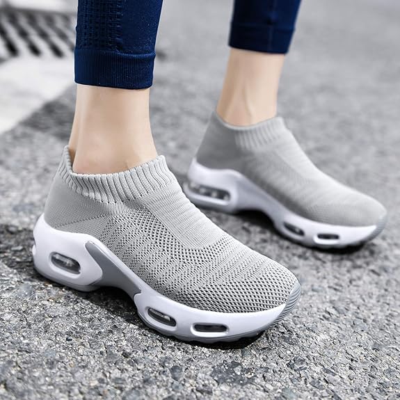 厚底エアークッションシューズ レディーススニーカー ナースシューズ ウォーキングシューズ 幅広 大きいサイズ 運動靴 超軽量 通気性 疲れない クッション スリッポン スニーカー 22.5cm-26.0cm