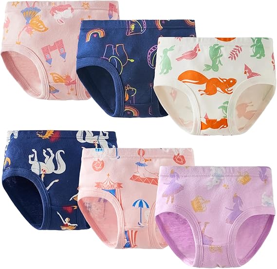 キッズ パンツ 6枚セット 綿100% 通気 女児 女の子 パンツ ショーツ 幼稚園 子供服 短パン ベビー ガールズ ジュニア 幼児 小学生 下着 100 110 120 130 140 150 手の込んだ縫製、違和感を感じさせない縫い目、お子さんの肌を刺激することはありません。 [高品質] 綿100%の高品質な生地で作られ、柔らかい手触り、優れた通気性、快適でお肌を優しく守ってくれます。染色加工されず、色褪せもしません。手の込んだ縫製、違和感を感じさせない縫い目、お子さんの肌を刺激することはありません。[サイズ] 100 110 120 130 140, 画像のサイズ表をご確認の上ご注文ください。[子供好きな柄] 可愛い柄でお子さんを喜ばせます。可愛さと快適さが兼ね備えたショーツです。[科学的なデザイン] ウェストゴムはストレッチ性がよく、腰にぴったりと合わせ、形崩れも落ちる心配がなく、着脱しやすいです。裾は圧迫感のない柔らかい弾力性糸を使っています。お子様の足をゆったりと包み、きつく締め付けることはありません。快適さを一層増します。クロッチ部分は2重になっていて、シームレスデザインはよりよい履き心地をお届けします。[品質保証] 弊店からパンツを購入する場合、30日間の保証期が付きます。30日以内で何かご問題がありましたらご連絡下さい。商品に不備、不足、不良が御座いましたら、こちらは返金、交換することができます。サイズ変更のこともできます。 5