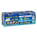 商品説明 商品名：ラクラク バルサン 火を使わない水タイプ6g　6～8畳用　6g ●殺虫くん煙剤のパイオニアとして70年。信頼と実績のバルサンブランド。 ●遂に登場！バルサン史上初！家電にも植物にもカバー不要の簡単らくらくバルサン！ ●面倒だった事前の準備が簡単になりました。気軽にバルサンしましょう！ ●火を使わない、水ではじめるタイプ。蒸気の煙なのでお部屋を汚しません。 ●タンスの裏、ソファーの下など「スミズミまで煙が届く」のはやっぱりバルサン！ ●隠れて見えない不快害虫をお部屋まるごと駆除します。 ●バルサンの高い効き目の秘密は・・・「這い出させる撹乱効果」、「動きを止める即効性」、「しっかり息の根を止める高い致死性」の3つを兼ね備えたバルサン独自の組成にあります。 ●煙を出したら部屋を閉め切って2時間以上部屋の外に出るだけです。 ●害虫駆除及び、侵入を防ぐために、季節の変わり目やお引越し前など、年間を通した定期的なご使用をおすすめします。 ●用法・用量を守ってご使用いただければ、乳児や小さなお子様がいても安心です。 ●十分な効果を発揮した後、30分の換気で成分がほとんどゼロになり、微量に残った成分も光などで分解してなくなります。 ●内容量:6g。6~8畳(10~13平方メートル)に1個を目安としてお使いください。 ●複数の部屋がある場合は、各部屋同時に「バルサンくん煙」を行うことをおすすめ致します。 ■商品仕様■ 商品番号 v00081 入　数 1個 生産国 日本 使用方法 1.容器を開封し、アルミ袋、説明文書、警報器カバーを取り出す。2.水を容器下部の黒破線まで(約23ml)入れ、部屋の中央に置く。金属缶の↑マークを上にし、容器に入れフタをはめる。3.数十秒後に煙が出始めたら部屋の外に出て、2時間またはそれ以上、部屋を閉め切る。 成　分 メトキサジアゾンd・d-T-シフェノトリン 商品サイズ 82×88×82mm 広告文責：エナジー 0242-85-7380 メーカー名 レック株式会社 消費者サービス部 東京都中央区京橋2-1-3 （03）6661-9941 受付時間　平日9：00-16：00バルサン12〜16畳用　 50g*【3個セット】【第2類医薬品】 水ではじめるバルサン　12〜16畳　 25g*【3個セット】【第2類医薬品】 霧のバルサン12〜20畳　93g* 【3個セット】 【第2類医薬品】 バルサン　ダニα　12〜16畳用　 40g【3個セット】　【第2類医薬品】 水ではじめるバルサン　ダニ 12〜16畳　25g*【3個セット】 【第2類医薬品】 霧のバルサン　ダニ 12〜20畳　 93g*【3個セット】【第2類医薬品】 バルサンプロEX　12〜16畳用　 40g*【3個セット】　【第2類医薬品】 水ではじめるバルサンプロEX 12〜16畳用　25g　3個セット　 【第2類医薬品】 バルサンいや〜な虫　 6-10畳用(25g)×3個 バルサン 直撃ジェット 　 450ml　【防除用医薬部外品】 バルサン　まちぶせスプレー　 300ml　【第2類医薬品】 バルサン ゴキZero　1.5g×6個 　【防除用医薬部外品】 バルサン うじ殺し乳剤　 500ml　【第2類医薬品】 使用期限：使用期限まで1年以上あるものをお送りいたします。