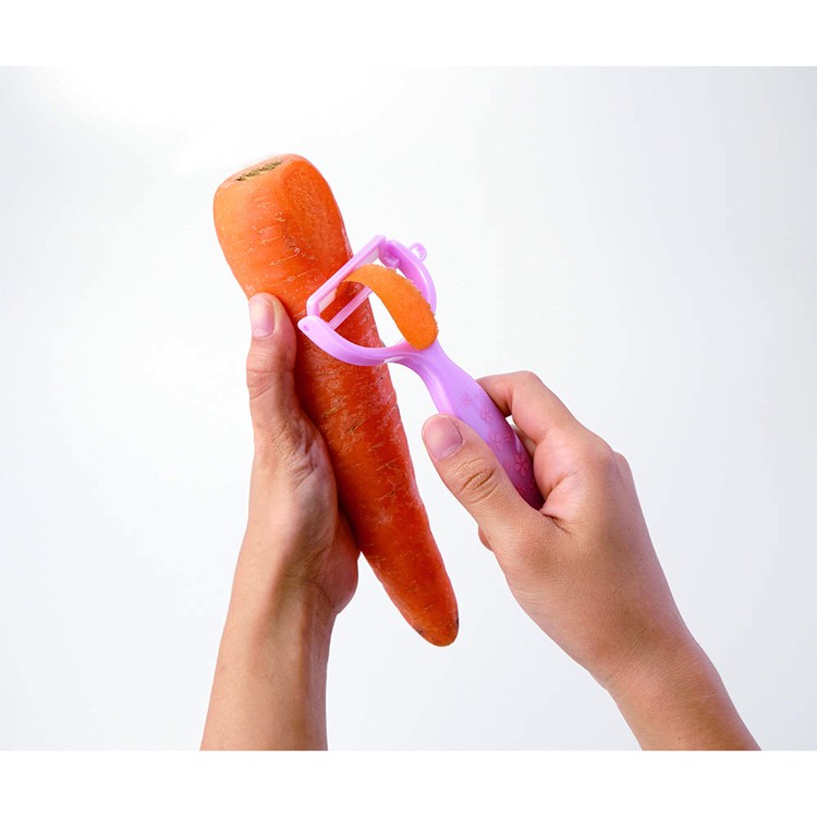 [最大1,000円OFFクーポン/くらしにプラス] 家庭用品 調理道具 調理器具 ピーラー 皮むき桜セラミックピーラー 67029100 貝印株式会社 enetroom-10200214 便利生活 マイルーム サンプル画像3