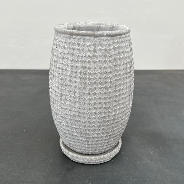 セメント鉢：エマーブルポット・ホワイトAM-9（幅17cm、高さ25cm）