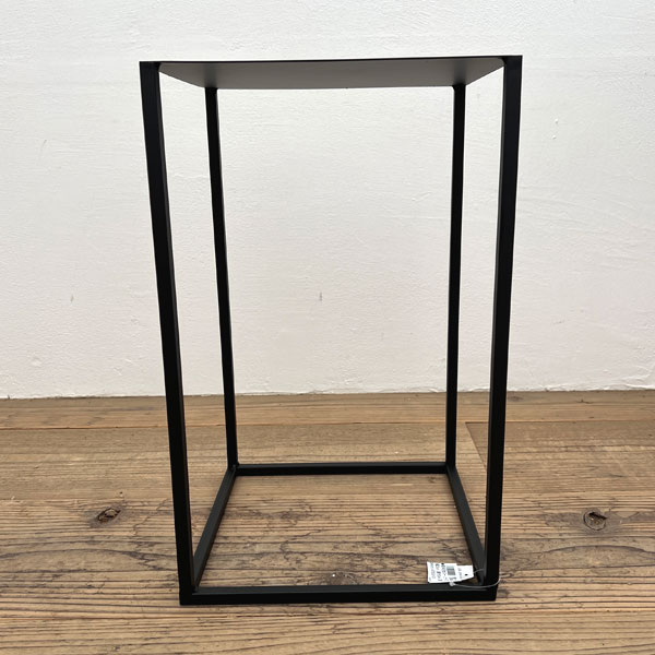 黒角花台ロー Lサイズ（幅25cm、奥行25cm、高さ40cm）AFBK24-3S