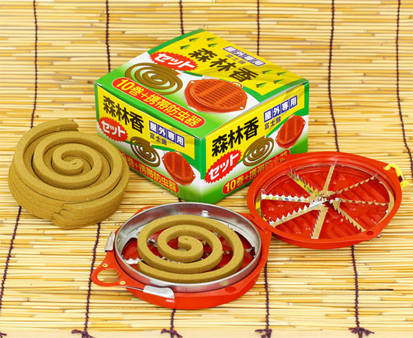 （わけあり特価）森林香10巻入り（しんりんこう）携帯防虫器セット