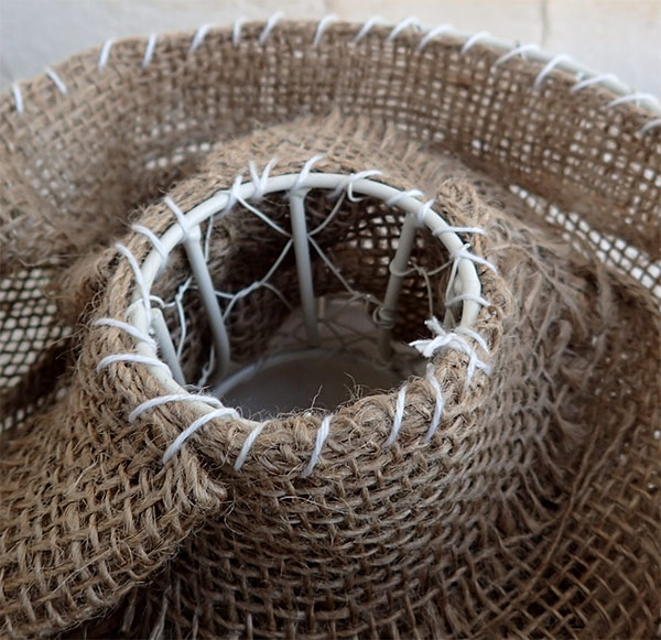 メッシュプランター：ラウンド・麻付き（ホワイト）直径21cm　FMP01-20W