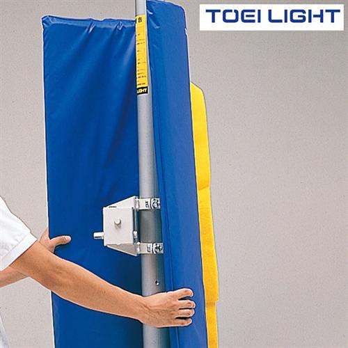 \店内全品エントリーで10倍!/ バレーポールカバーSW B3047 青・赤 トーエイライト TOEI LIGHT 学校体育用品