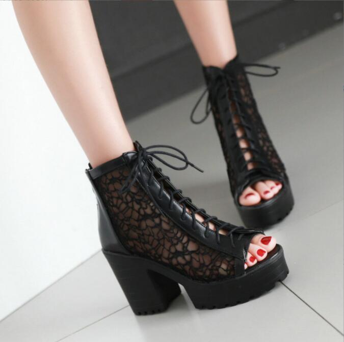 レースサマーブーツ　ブーツサンダル　厚底サンダル　ブーティー　　総レースブーツ 　夏　シースルー　メッシュ　13センチヒール　透かし　レディース靴　後ろファスナー付き　大きいサイズ　小さいサイズ　22cm　26.5cm