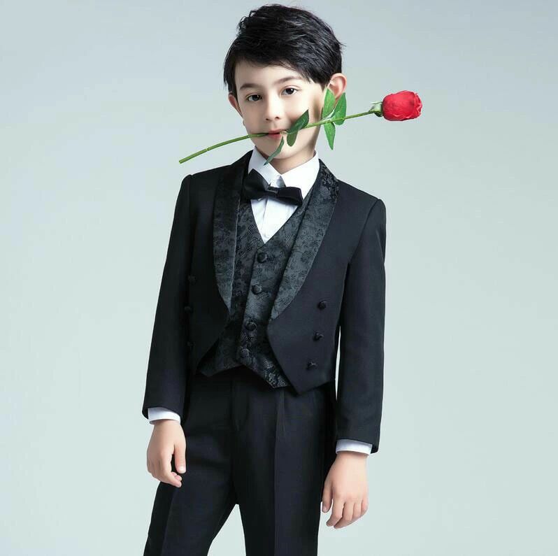 シャツ 撮影服 ジャケット 蝶ネクタイ キッズ用スーツ 写真撮り パンツ 演奏会 演奏服 5点セット ベスト 高級 音楽会 エレガ