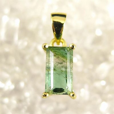 グリーン トルマリン 10X5mmレクタングル ペンダントトップ 1.2g 18KGP