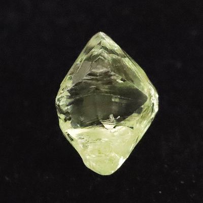 天然ダイヤモンド 原石 ラフ ルース Yellow 八面体 ソーヤブル 0.61ct 天然ダイヤモンド 原石 ラフ ルース Yellow 八面体 ソーヤブル 0.61ct