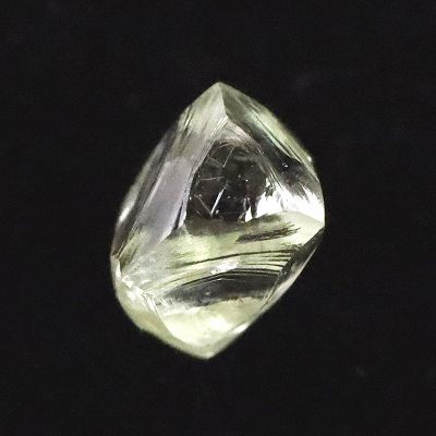 天然ダイヤモンド 原石 ラフ ルース Yellow 八面体 ソーヤブル 0.22ct