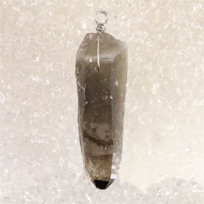 スモーキークォーツ ケアンゴーム ドフィーネ式双晶 ワイヤー ペンダントトップ 35.0g