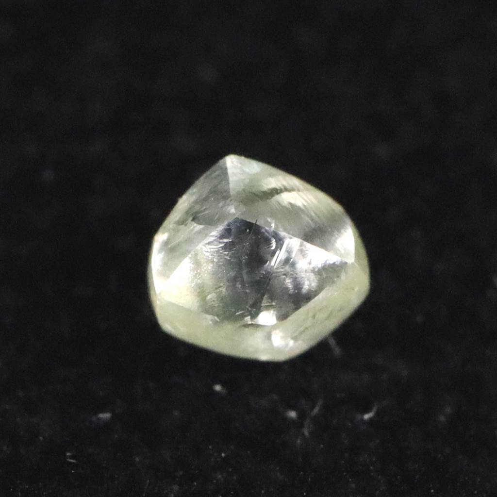 天然 イエロー ダイヤモンド 原石 0.18ct