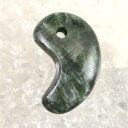 セラフィナイト クリノクロア 30mm 勾玉 8.5g