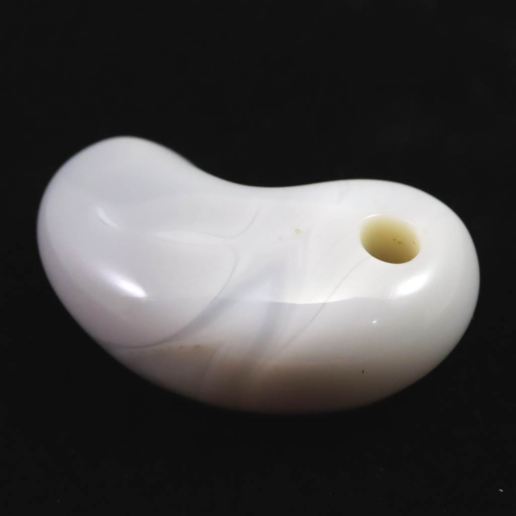 北海道 花石メノウ 瑪瑙 34mm勾玉 ディレクトリカード付 12.9g