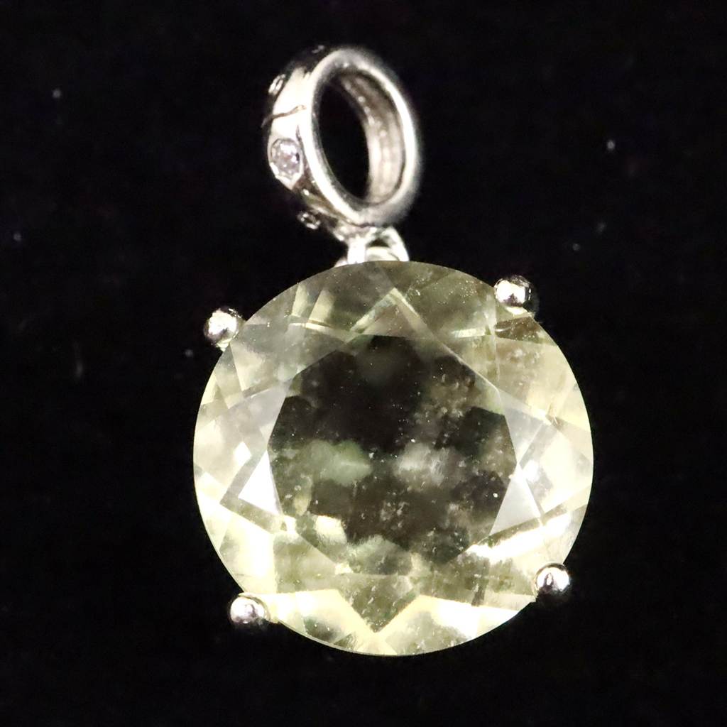 リビアンデザートグラス 13mmラウンドカット ペンダントトップ 2.8g