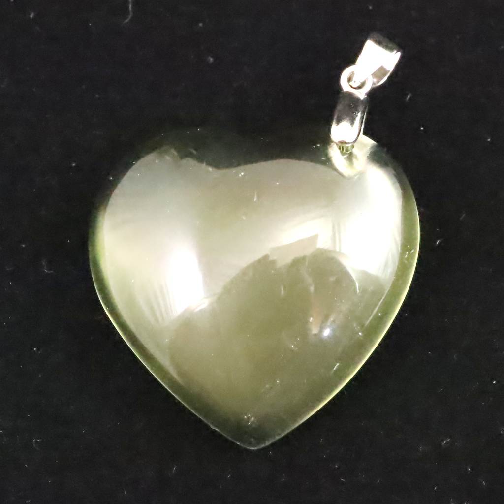 リビアンデザートグラス 28mmハートポリッシュ ペンダントトップ 8.7g