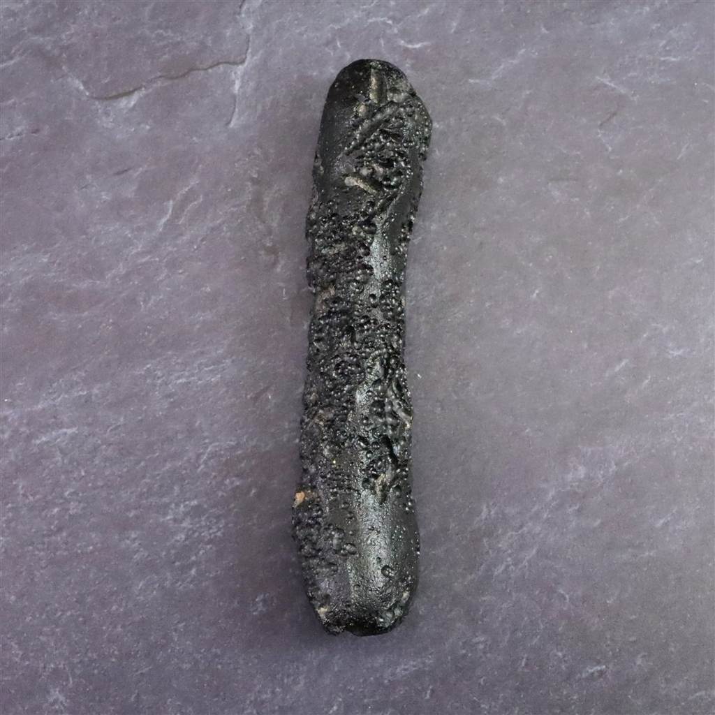 チベタンテクタイト 103mm 原石 58.5g