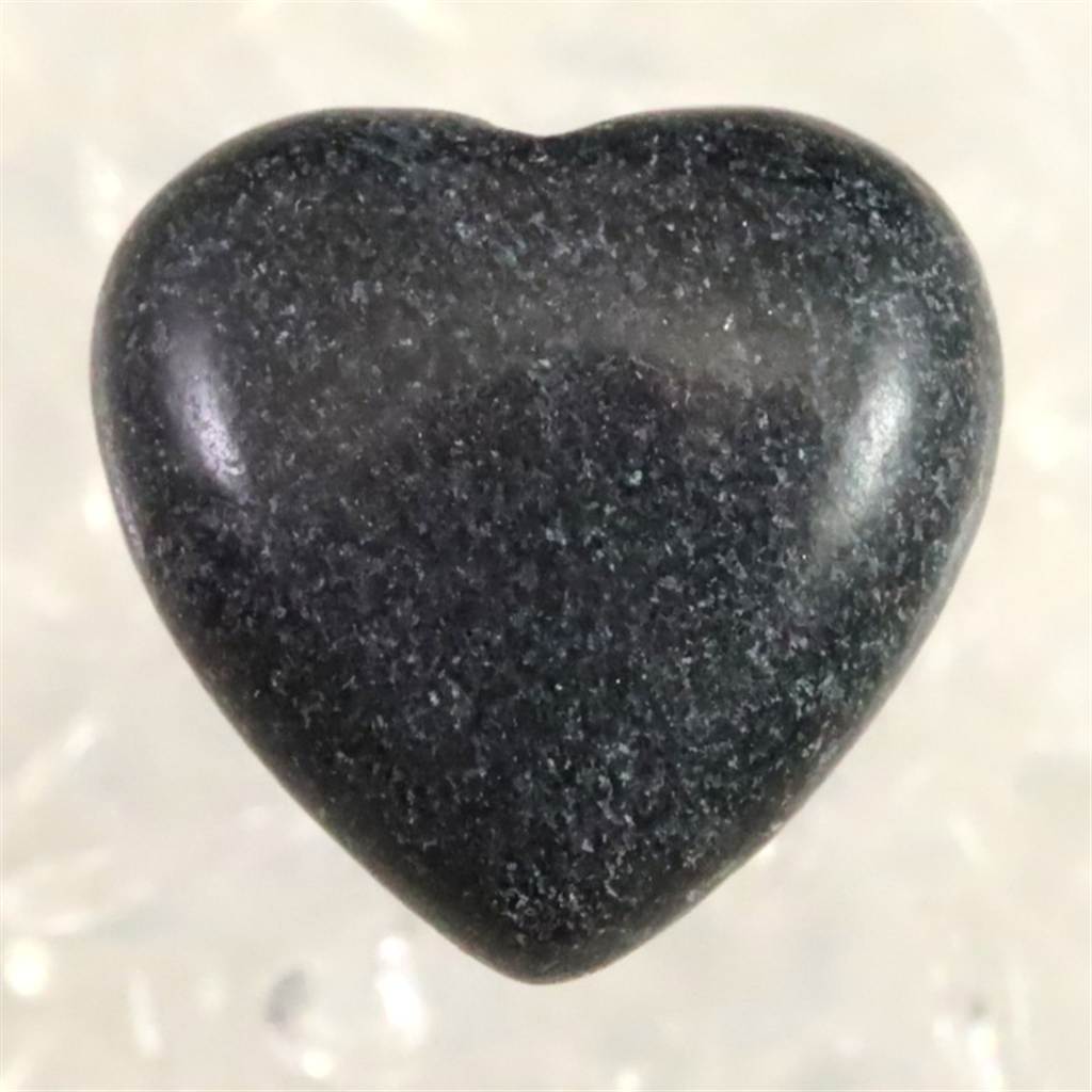 H&E社 ブラックアゼツライト(AZOZEO) 15mmハート 証明書付 2.1g