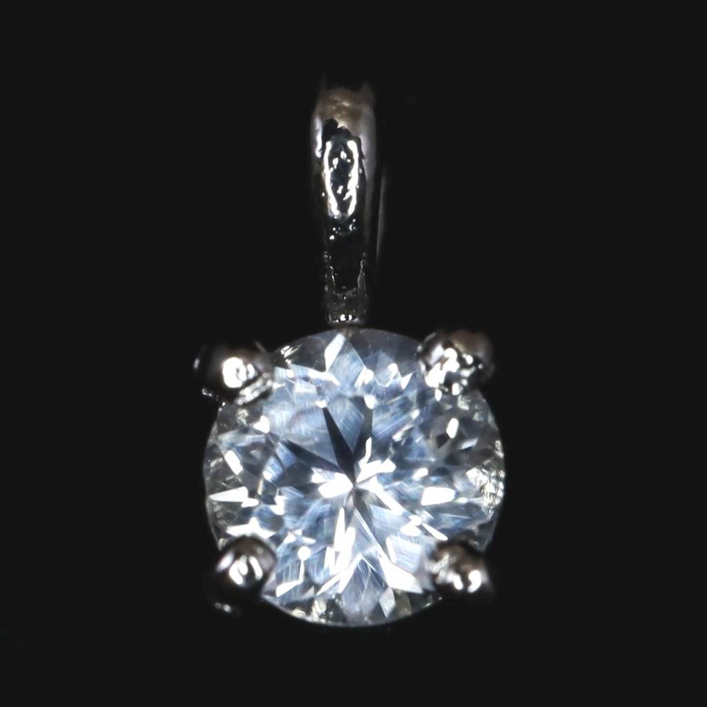 ロシア産 フェナカイト 4mmラウンド ペンダントトップ 0.30g