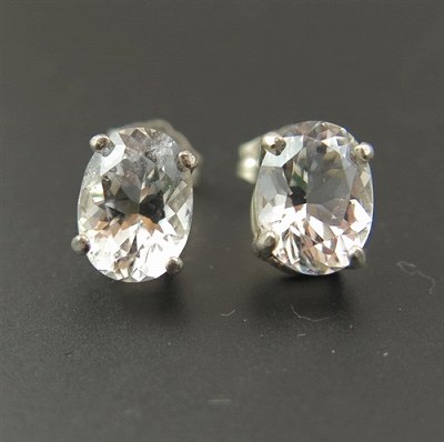 アゼツライト 8X6mmオーバル　ピアス