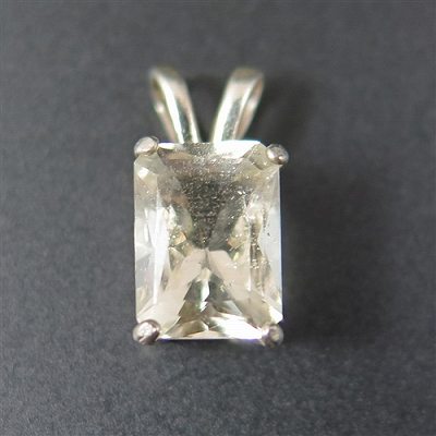 H＆E社 ゴールドアゼツライト(AZOZEO)　ファセットカット　8X6mm　レクタングル ペンダントトップ