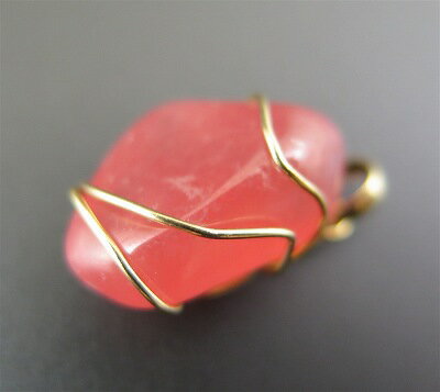 インカローズ タンブル　K18ワイヤー　ペンダントトップ　2.4g