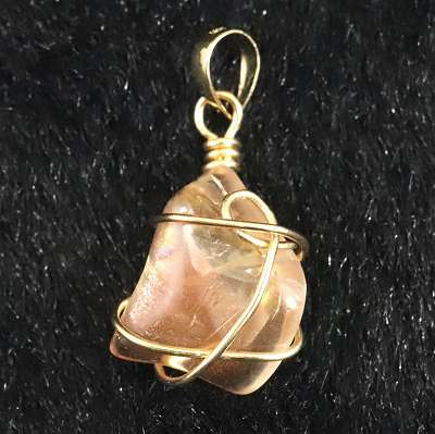 オレゴンサンストーン ワイヤーラップ ペンダントトップ チャーム K18YG 1.15g