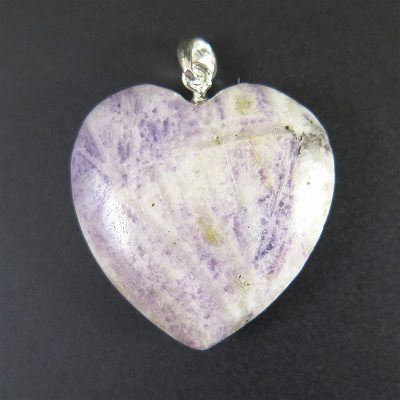 H＆E社　アマランチン（AZOZEO) 25mmハート ペンダントトップ （証明書付き）8.3g