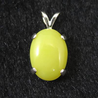 商品説明 商品名 H&E社 ヒーラーライト　14mmオーバル ペンダントトップ　 証明書付　1.8g　(ID:18953) サイズ(mm) 10 X 14(19) X 6 重量 1.8g 産地 アメリカ北西部 金属部分の材質 SS(スターリ...