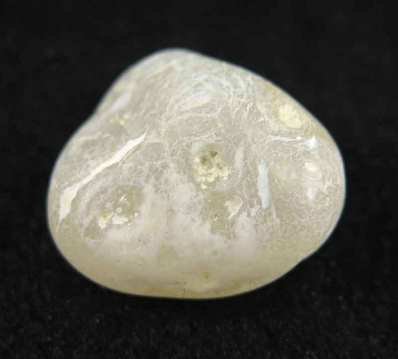 北海道　礼文島　アゲート 瑪瑙 タンブル　27.0g