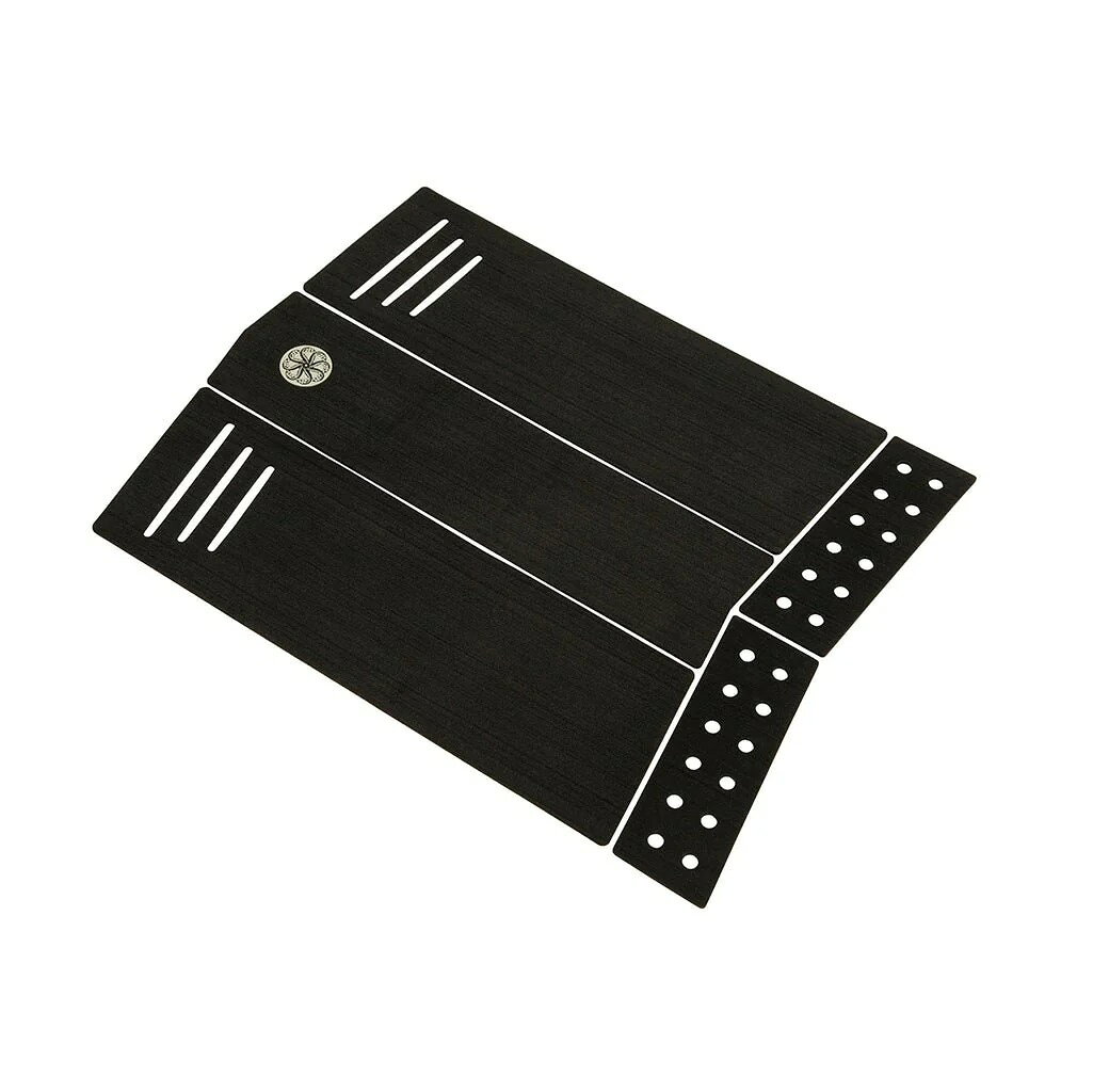 サクラ サーフ&スポーツ 江ノ島のデッキパッド フロントデッキパッド フロント用 トラクションパッド OCTOPUS オクトパス Front Deck III Scrub Tech ショートボード [FD3] グリップ 滑り止め 足裏 サーフィン｜アングル3